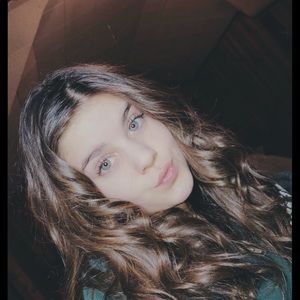 Meet your Posher, Makenna